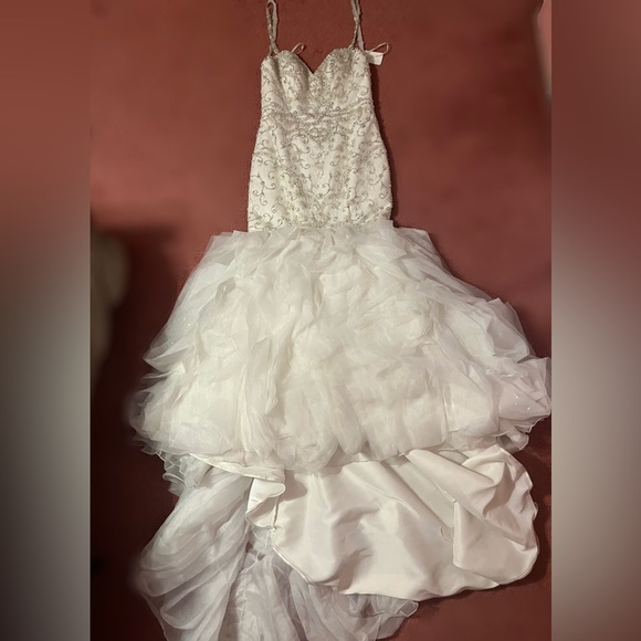 Kitty Chen Wedding Gown🤍 Previously worn for a project, minor damages shown. - Picture 5 of 10